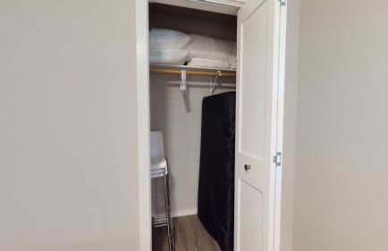 Hazel's Hideaway apt in walkable historic area - Foto 22