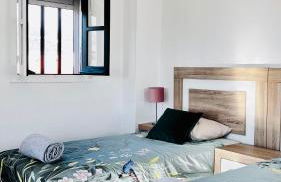 NEW penthouse with amazing views - Photo 34