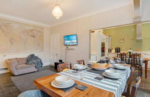 Spacious 5Bed House in South Manchester - Pass the Keys - Foto 13