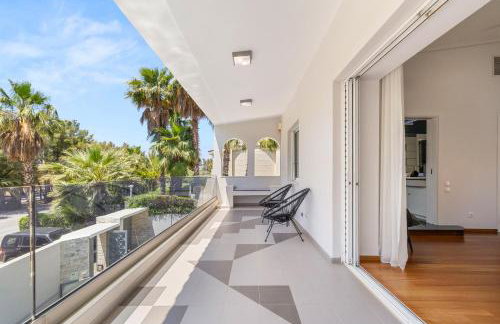 Luxury Villa with Pool, BBQ & Garden in Vouliagmeni - Foto 62