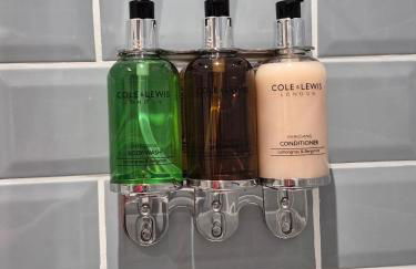 The Studio at Chequers - Newly Renovated Luxury Studio - Foto 14