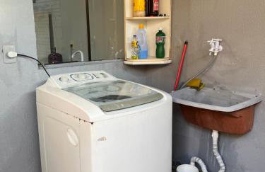 Residencial Casas 1 e 2 quartos Tv Ar Estacionamento Wifi Próximo ao Centro e Paraguai - Foto 42