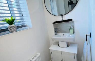 Beautiful 3 Bed Detached House in Grimsby - Foto 26