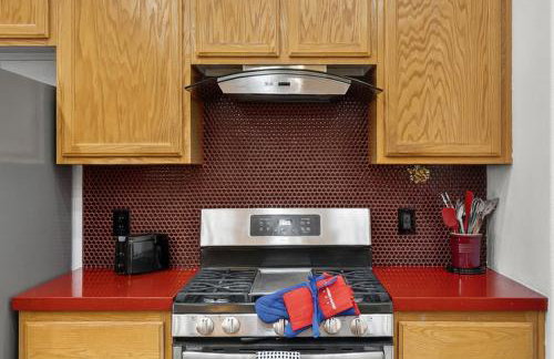 4BR Desert Oasis near Valley and Vegas - Foto 18