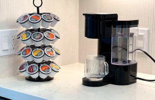 Elegant Escape 10 Min from Disneyland With Pool & GYM - Foto 6