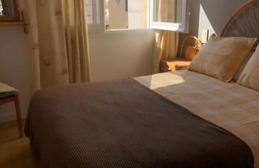 Pis a tocar de la platja amb wifi i parking inclòs - Photo 20