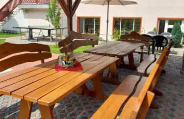 Ferienhaus auf einer Ebene mit eigenem Garten, Sommerpool und Badefass - Foto 38