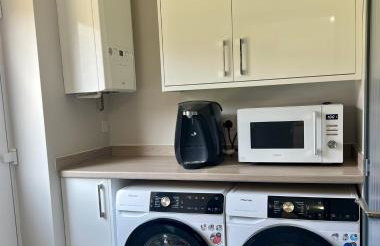 Ultra Modern large 4 bed executive home Durham - Photo 39