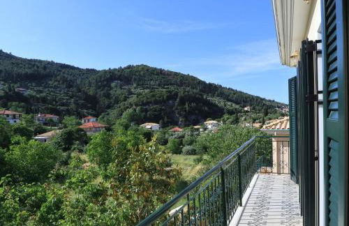 Gloria's House - Photo 5