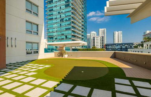 Miami Vice - Central Midtown Pool and Parking - Foto 34