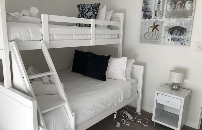 Bay Views Beach Surfing Fishing Boating - Photo 4