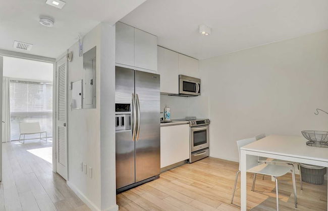 Beach Haus Key Biscayne - Photo 32