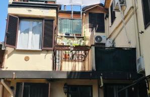 Pretty Little Home - Photo 2