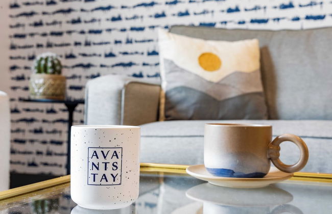 Lindsley by Avantstay Balcony + Modern Design A+ Downtown Location - Photo 8