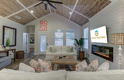 6BD Retreat for 14 with Fire Pit Patio & Lake Access - Foto 37