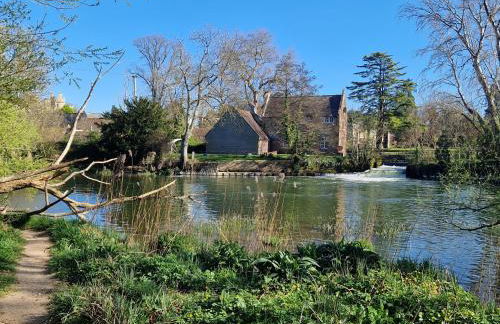 West Street Views #1 - Peaceful town centre apartment - Photo 33