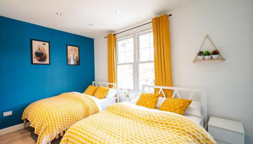 Open Mind Property - Hot Tub, 8 Guests & Free Parking - Foto 3