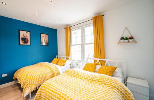 Open Mind Property - Hot Tub, 8 Guests & Free Parking - Foto 3