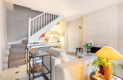 Spring Stays Cosy 2-Bed Residence with Free Parking - Foto 22