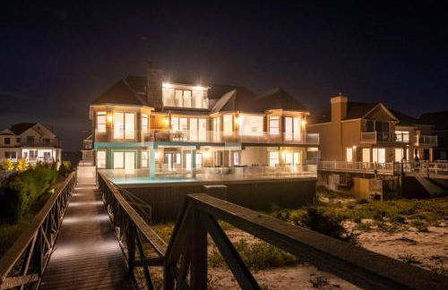 Spectacular 8 Bedroom Oceanfront Hamptons Beach House, Your Castle By The Sea ! - Foto 6