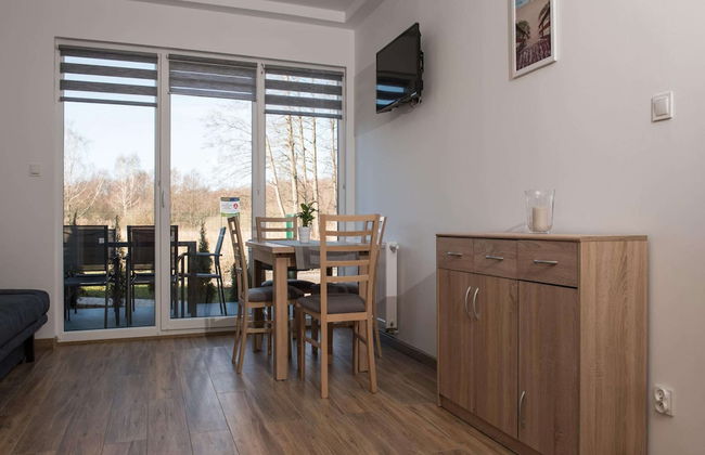 Comfortable Ground Floor Apartment, Summer Pool - Photo 13