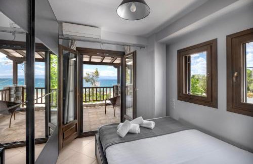 Iakovakis Seaside Exclusive Apartments - Photo 9