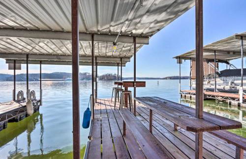 Lakefront Ozarks Home Deck and Boat Dock! - Foto 29