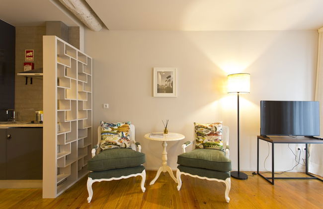 RVA Gustavo Eiffel Apartments - Photo 6