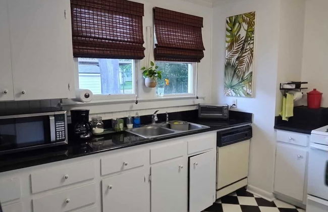 Port-rico Neighborhood - Photo 5