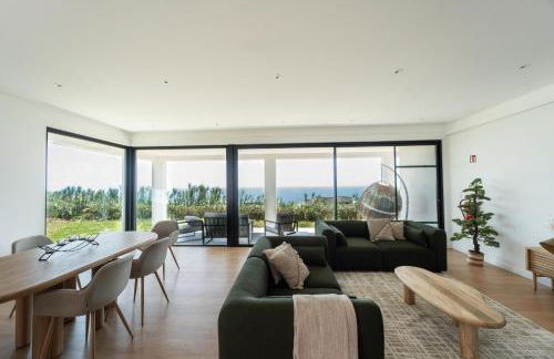 Auréa House - 4BR Azores Villa with Ocean View, BBQ & AC - Photo 4