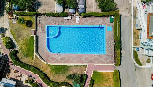 Sun, Sea & Space 100m to beach! - Foto 3