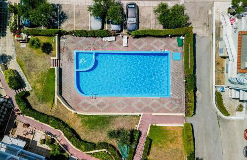 Sun, Sea & Space 100m to beach! - Foto 3