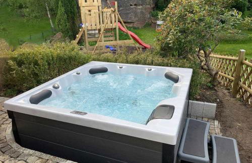 Holiday Home Waldferienhaus Dunja mit Sauna- Whirlpool- direkt am Waldrand- Kletterfelsen by Interhome - Photo 27