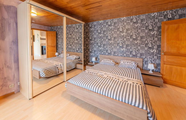 Sweet Home in Chiny With Garden - Photo 7