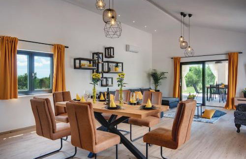 Villa Radola - Photo 24