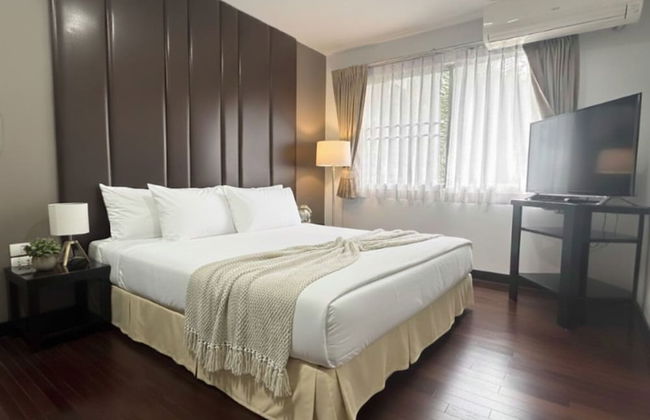 J - Town Serviced Apartments - Photo 13