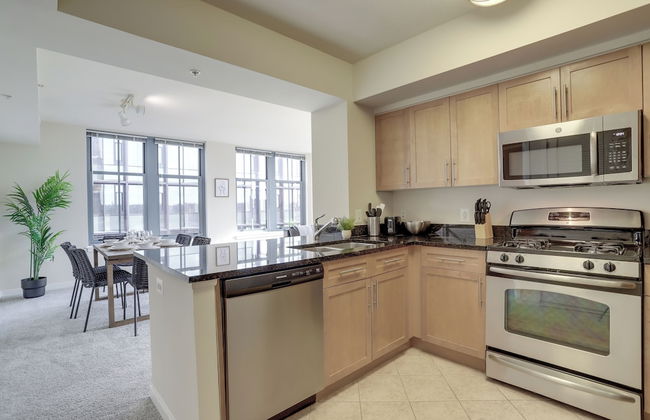 Walkable Alexandria Apts - Photo 54