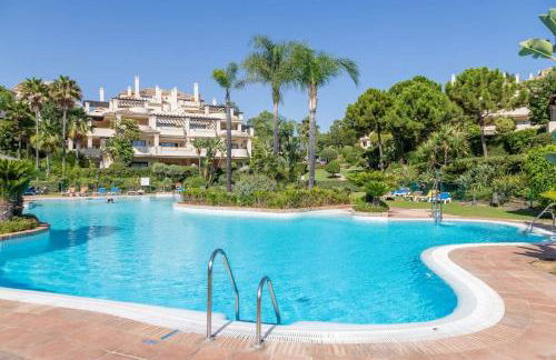 Luxurious 2 bedroom apartment with Spa facilities - Photo 16