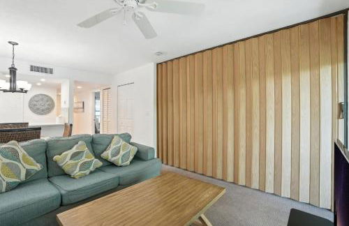 Resort Views and Close to Lobby - Foto 18