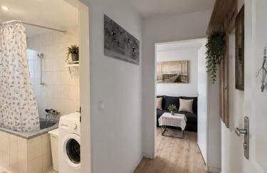 Holiday Home Cologne with Balkon - near KölnMesse - temporary living- - Foto 4