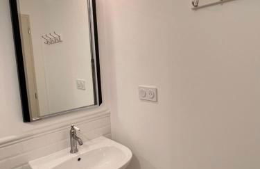 Appartement calme avec balcon hyper centre Avallon et petit dej offert - Foto 13