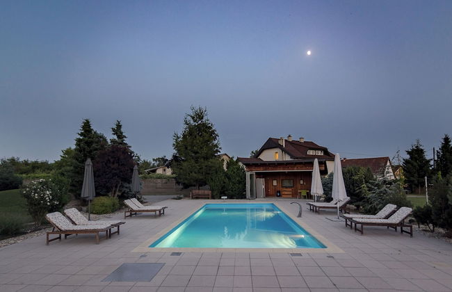 Pool Villa Izabela With Wellness - Photo 42