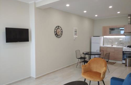 Oasis Apartments - Photo 22