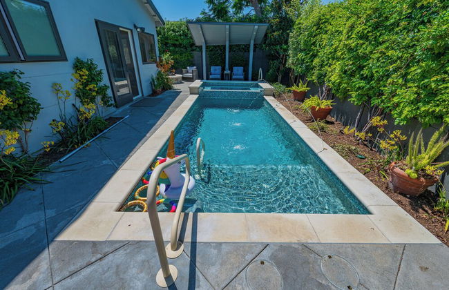 Amazing Disneyland Spa Pool Villa - Photo 47