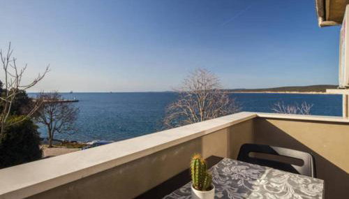 Sea apartment by beach Vine, olive oil tasting, kajaks, grill - Foto 1