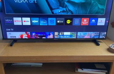 Riverside Cottage with balcony and fishing jetty - Foto 8