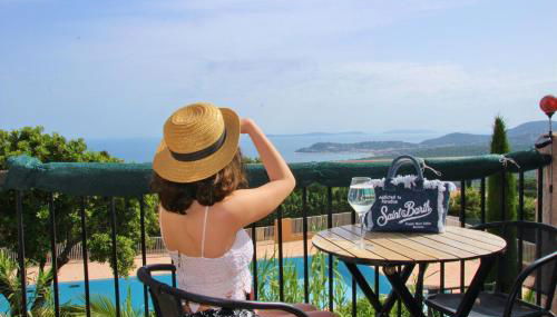 STUDIO POOL HOUSE 2 ETOILES VUE MER PANORAMIQUE AMAZING SEA VIEW WIFI LINGE LINEN INCLUS AIRCONDITIOn - Foto 4