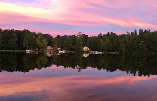 Large Open Floor Home with Fire Pit on the Lake - Foto 9