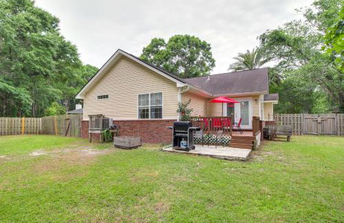 Deck and Yard Savannah Area Retreat! - Photo 28