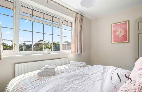 Spacious 6BR Villa in 32 Le More Birmingham with 7 Beds and Free Onsite Parking - Foto 41